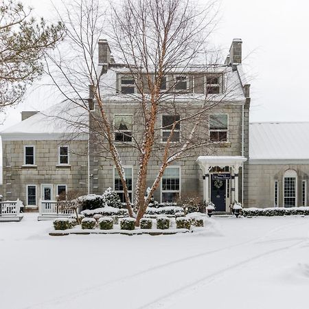 All Suites Whitney Manor คิงสตัน ภายนอก รูปภาพ